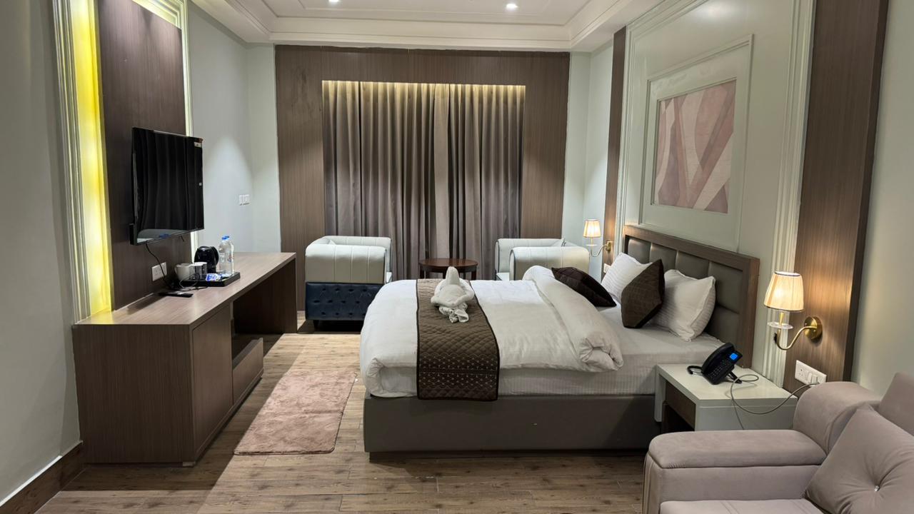 Room 7